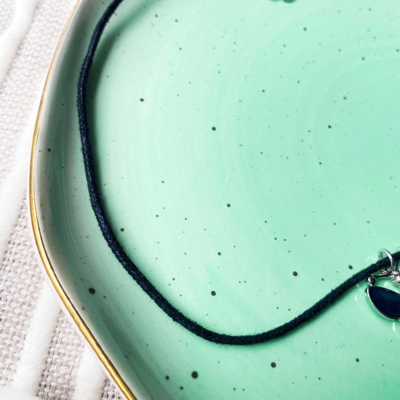 Dainty Rope Butterfly Mood Necklace - Picture 4 of 6